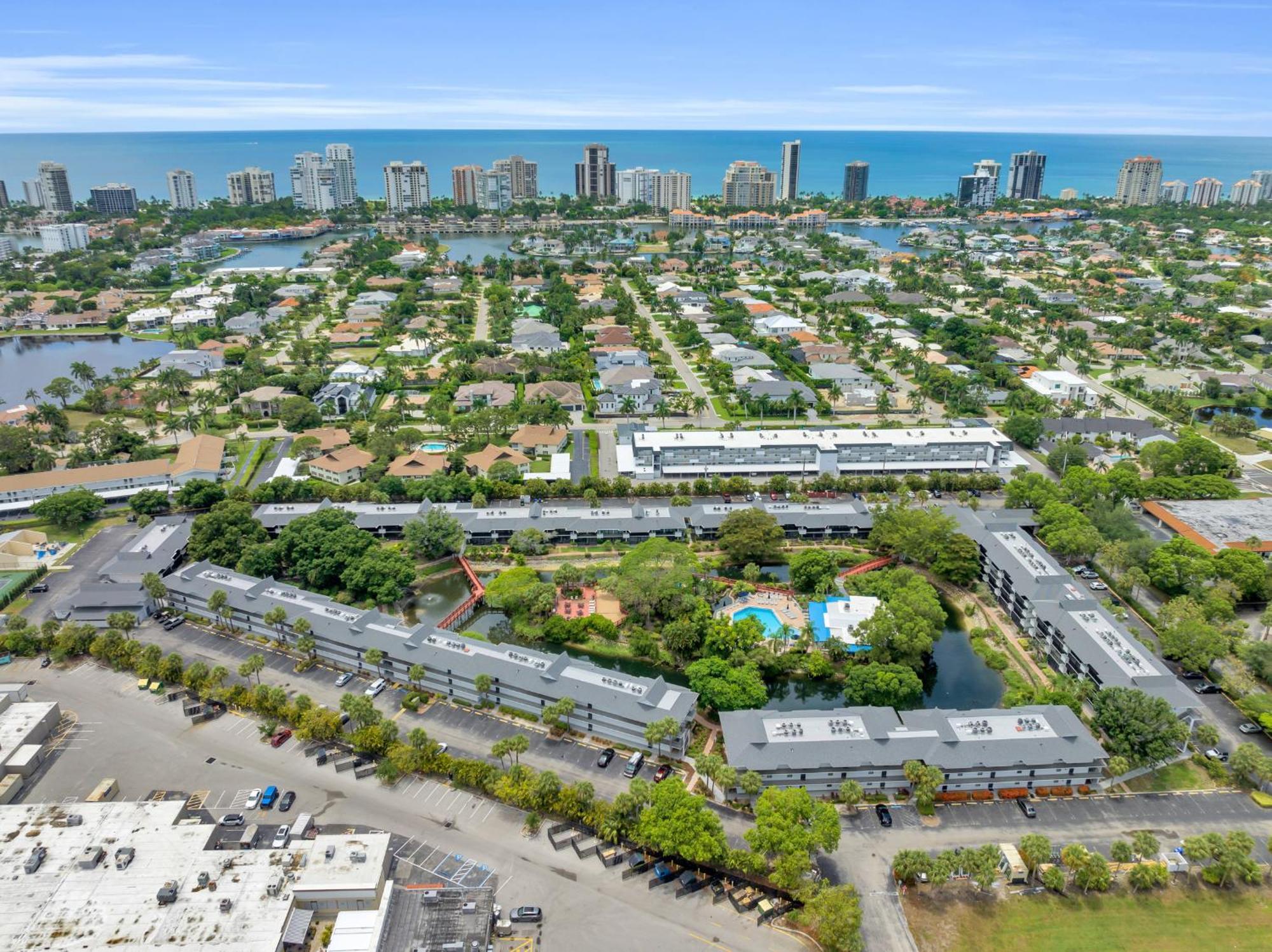 Park Shore Resort By Mike Z Rentals (Adults Only) Naples Ngoại thất bức ảnh